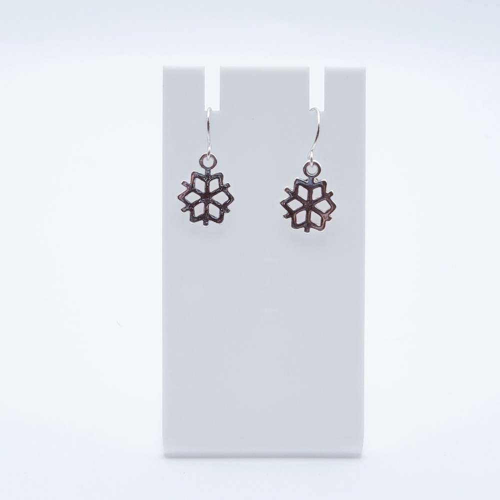 Elegant Cute Winter Silver Snowflake Dangly Earrings